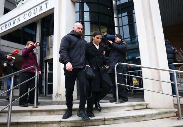 Саманта Керр покидает зал суда. Футболистка «Челси» Саманта Керр покидает зал суда