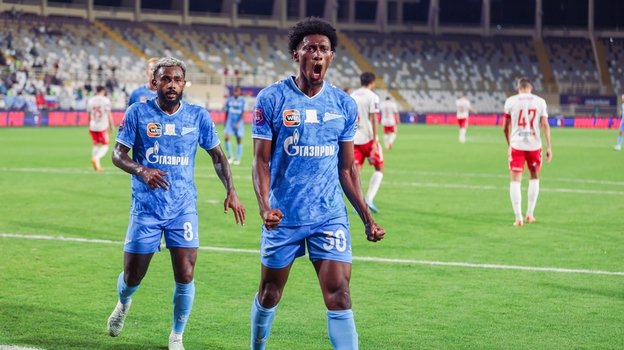 Матео Кассьерра.