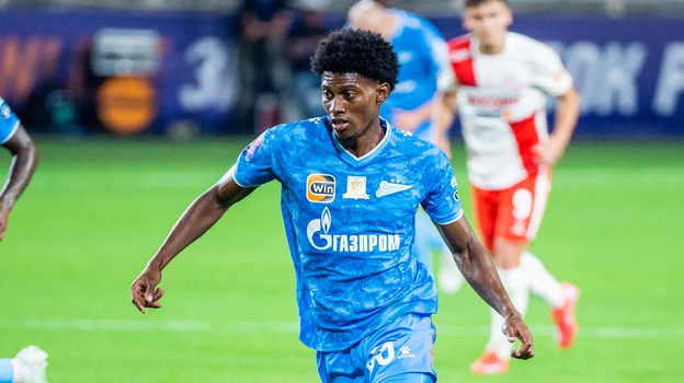 Матео Кассьерра.