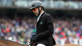 «Эрик очень болен, но, возможно, не раком». Олимпийский чемпион по конному спорту подделал документы, чтобы избежать наказания