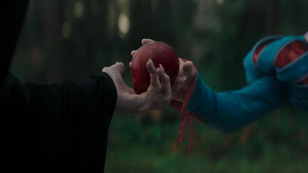 Кадр из фильма «Белоснежка», реж. Марк Уэбб / Walt Disney Pictures