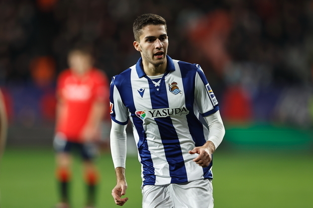 Арсен Захарян.