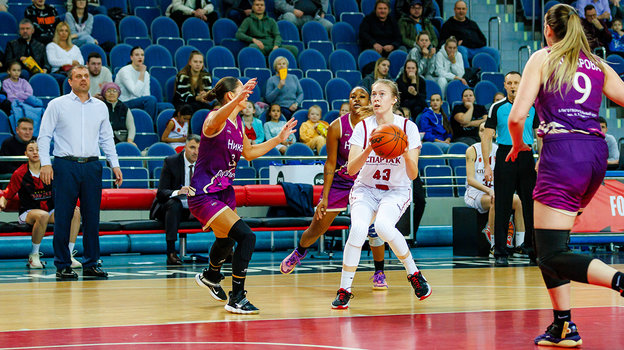 Полина Селезенева в матче против «Ники».