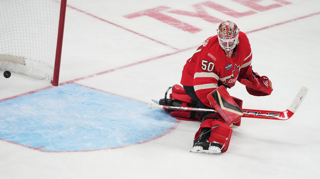 Джордан Биннингтон. Вратарь сборной Канады Джордан Биннингтон