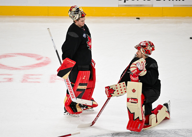 Сэм Монтембо и Эдин Хилл. Вратари сборной Канады Сэм Монтембо и Эдин Хилл