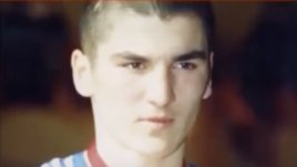 «Артур, теперь я тебя боюсь, оставь меня». Бетербиев был жестким боксером уже в детстве