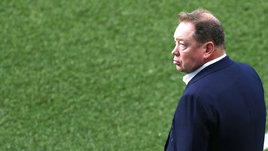 Главный тренер «Шанхай Шэньхуа» Леонид Слуцкий