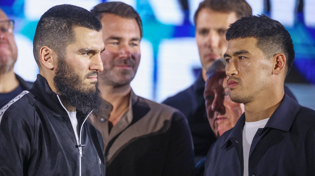 Боксеры Артур Бетербиев и Дмитрий Бивол