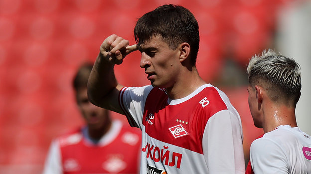 Футболист Павел Мелешин