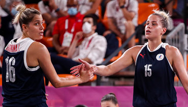 Евгения и Ольга Фролкины.