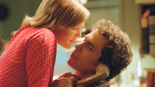 Кадр из фильма «Признания опасного человека» / реж. Джордж Клуни / Miramax Films: