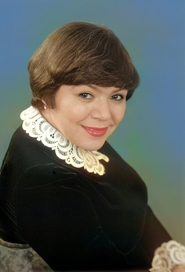 Майя Кристалинская