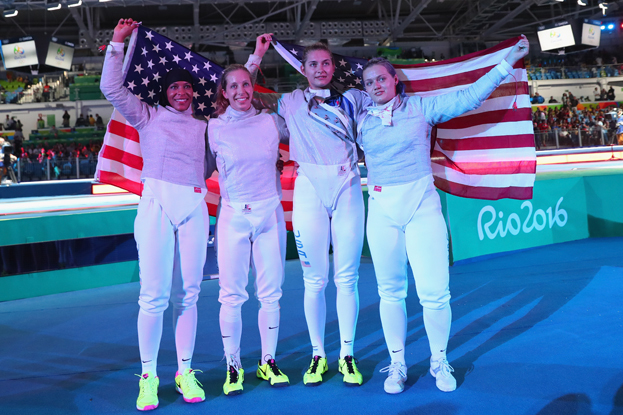 Ибтихадж Мухаммед, Мариэль Загунис, Моника Аксамит и Дагмара Возняк. Фехтовальщицы Ибтихадж Мухаммед, Мариэль Загунис, Моника Аксамит и Дагмара Возняк на Олимпиаде-2016.