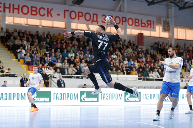 Радомир Врачевич. Гандболисты клуба «Виктор» Радомир Врачевич