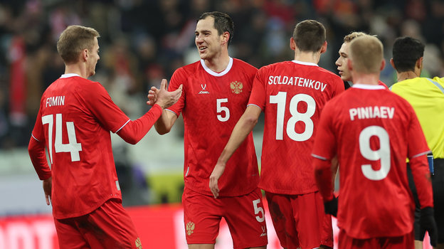 Даниил Фомин, Максим Осипенко, Александр Солдатенков, Сергей Пиняев в матче Россия — Сирия.
