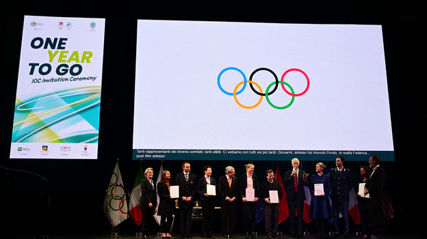 6 февраля МОК провел церемонию за год до старта Олимпиады-2026.