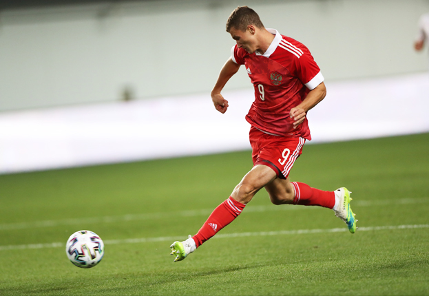 Иван Игнатьев. Российский футболист Иван Игнатьев