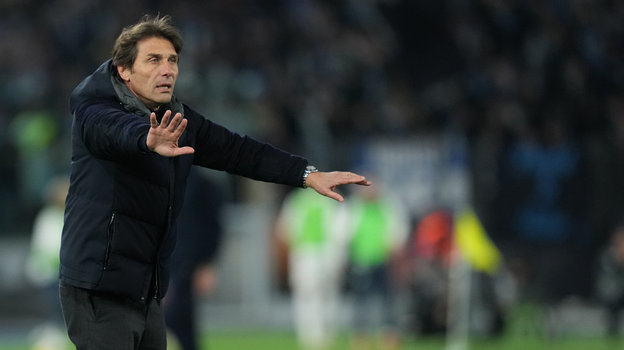 Антонио Конте («Наполи»).