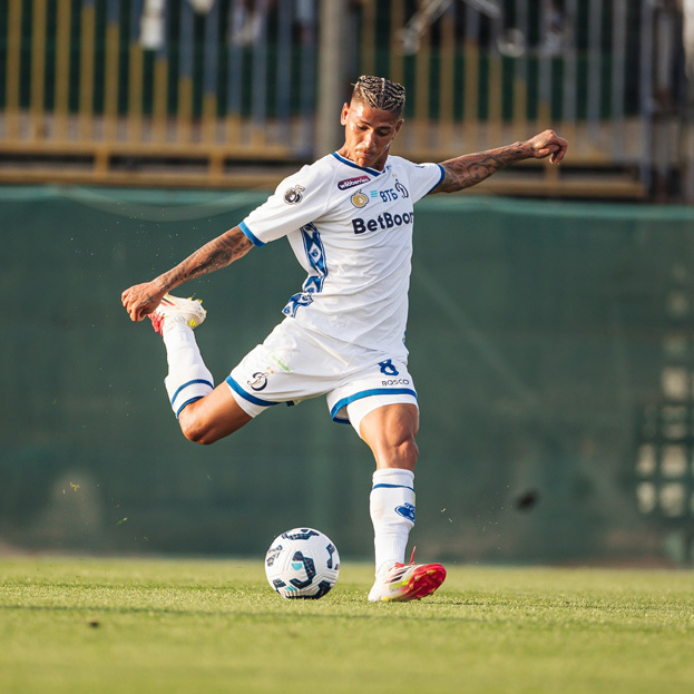 Хорхе Карраскаль. Полузащитник «Динамо» Хорхе Карраскаль