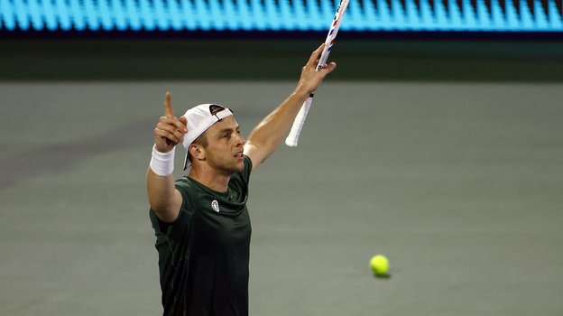 Таллон Грикспур.