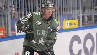 Не только хоккеисты, но и актеры. Кузнецов, Морозов, Гусев: кто из звезд КХЛ снялся в кино?