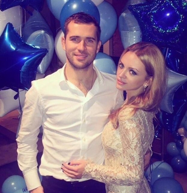 Александр Кержаков и Милана Тюльпанова.