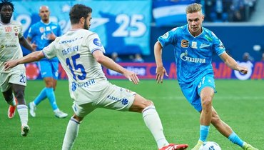 Максим Глушенков и Миралем Пьянич в матче «Зенит» — ЦСКА (0:0) 1 марта..