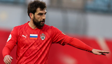 Защитник «Химок» Георгий Джикия.