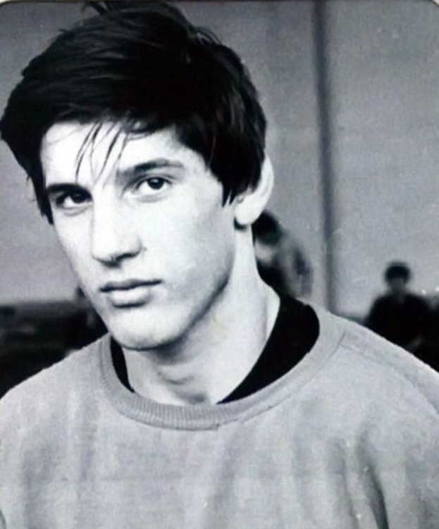 Бувайсар Сайтиев в молодости.