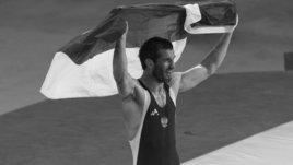 «Нерв был зажат настолько, что половина лица могла атрофироваться. Но я вышел и победил». Подвиги Бувайсара Сайтиева