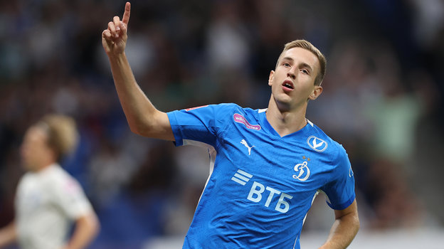 Ярослав Гладышев. Футболист «Динамо» Ярослав Гладышев