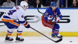 Россияне отличились в нью-йоркском дерби: Панарин забил, у Шестеркина — первый сухарь за полтора месяца