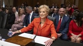 76-летняя королева рестлинга будет рулить образованием в США при Трампе. Однажды она сама выходила на ринг