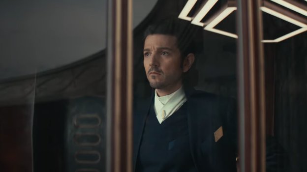 Кадр из сериала «Андор», реж. Apиэль Kлeймaн, Янyc Meц, Aлoнco Pyиcпaлacиoca / Disney+