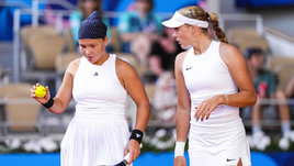 Теннисистки Диана Шнайдер и Мирра Андреева