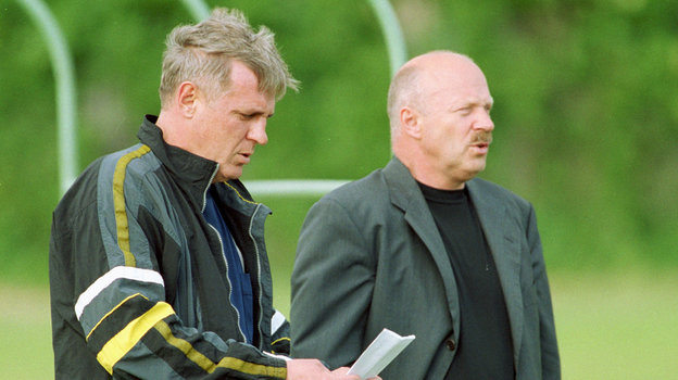 Виталий Шевченко и Владимир Алешин. Бывший главный тренер «Торпедо» Виталий Шевченко и бывший генеральный директор «Лужников» Владимир Алешин.2000 год