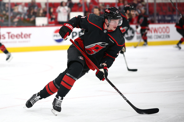 Андрей Свечников. Форвард «Каролины» Андрей Свечников