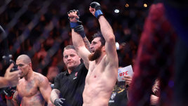 Анкалаев разобрал Перейру! Россия получила нового чемпиона UFC