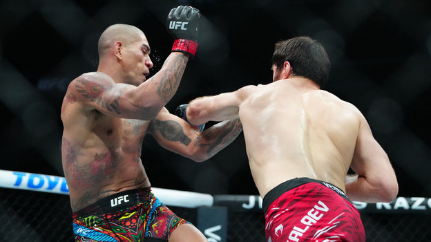 Алекс Перейра и Магомед Анкалаев.