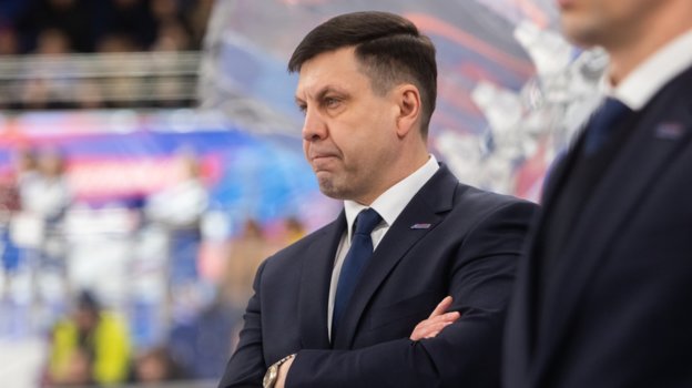 Главный тренер «Лады» Павел Зубов.