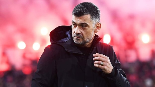 Главный тренер «Милана» Сержиу Консейсау