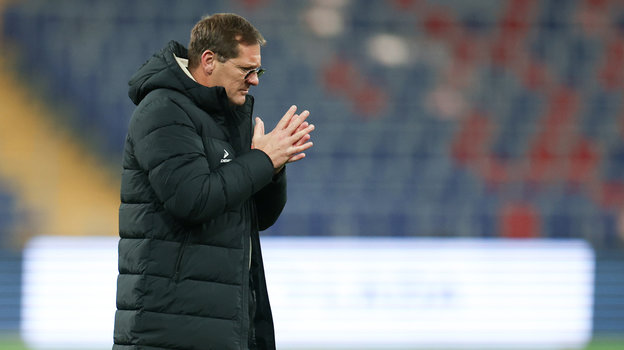 Дмитрий Пятибратов. Главный тренер «Факела» Дмитрий Пятибратов