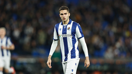 У Захаряна возникли проблемы с британской визой. Сможет ли он сегодня сыграть с «МЮ»?