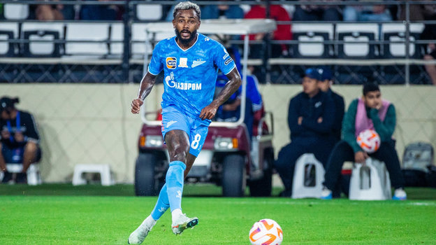 Полузащитник «Зенита» Вендел.