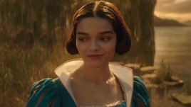 Кадр из фильма «Белоснежка», реж. Марк Уэбб / Walt Disney Pictures