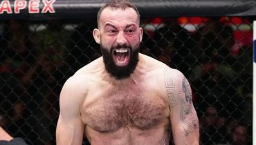 UFC Fight Night 254 蠗 :   ,   