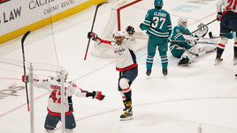 Восемь голов до великого рекорда! Овечкин пробил молодого российского вратаря, а «Вашингтон» вынес аутсайдера за период