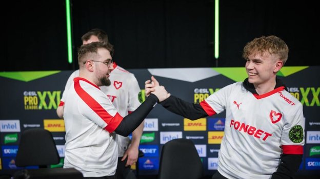 MOUZ.