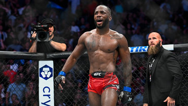 UFC Fight Night 255  :    