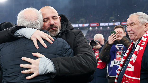 Ветеран «Спартака» Олег Романцев и главный тренер «Спартака» Деян Станкович.